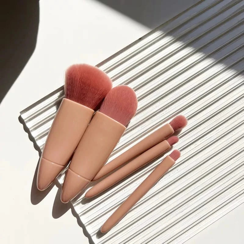 Conjunto de mini pincéis Estojo com espelho Mini Makeup Mirror With 5 Pcs Makeup Brushes